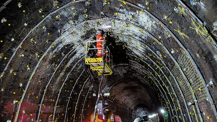 GEO210 - Geobear supports rail tunnel from inside - IMAGE CMYK_digital.png