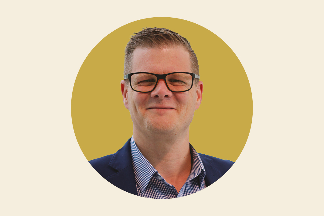 Headshot of Dr Stuart Kitney