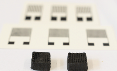 3D-printed-cube-(sensors-behind)-HR_WEB.gif