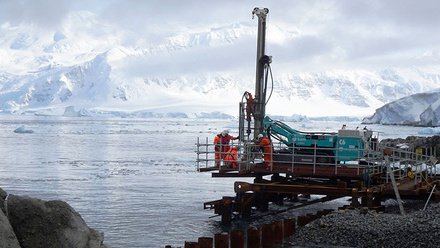 MW Nov_p28_Oman&Antarctica_Hero4Web.jpg