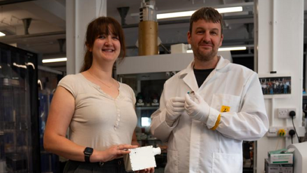 Low-Res_Dr Helen Miles and Dr Matt Gunn - cropped (1).png