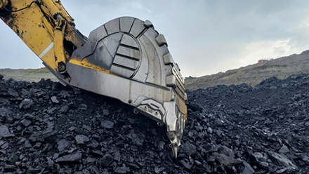 coal_shutterstock_2518936865.jpg