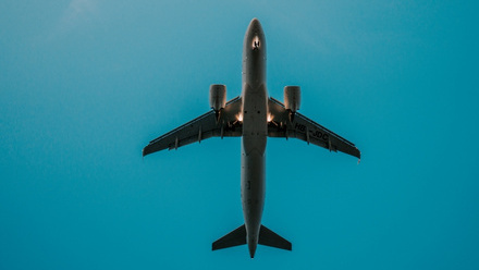 aeroplane claudio-schwarz-13clmREhxRc-unsplash.jpg