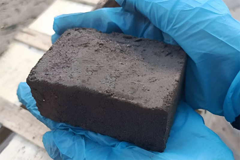 Prototype of a clay brick made from recycled rubble in Palestine