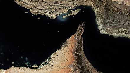 strait of hormuz satellite_800x533.png