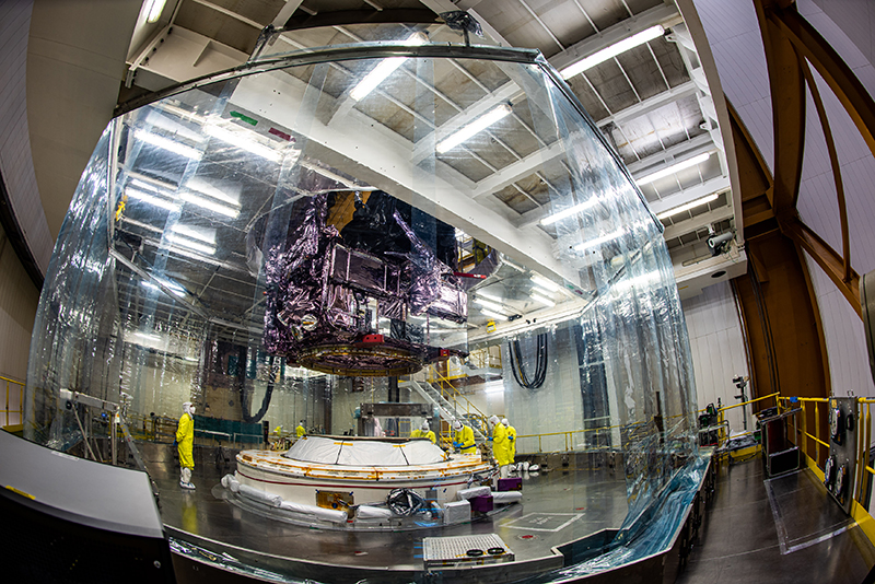 The JWT being placed on Ariane