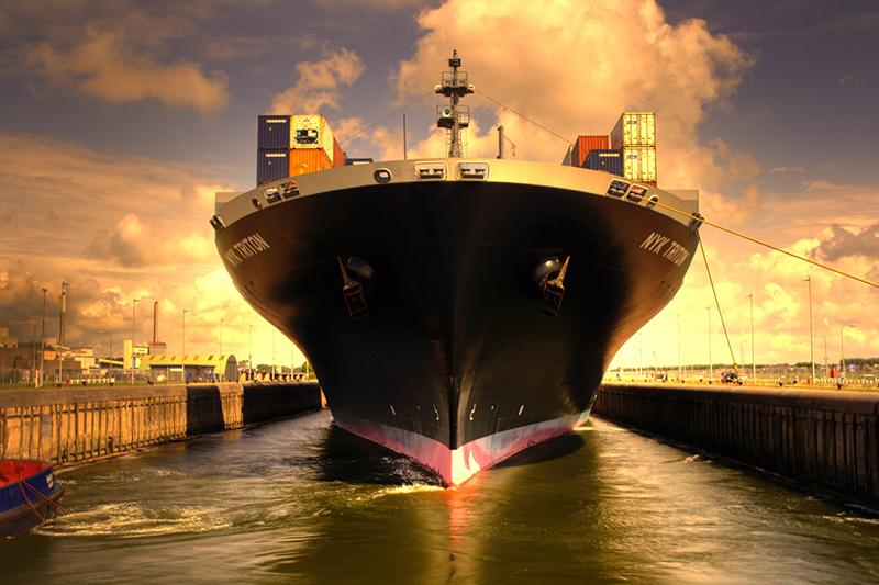 Container ship
