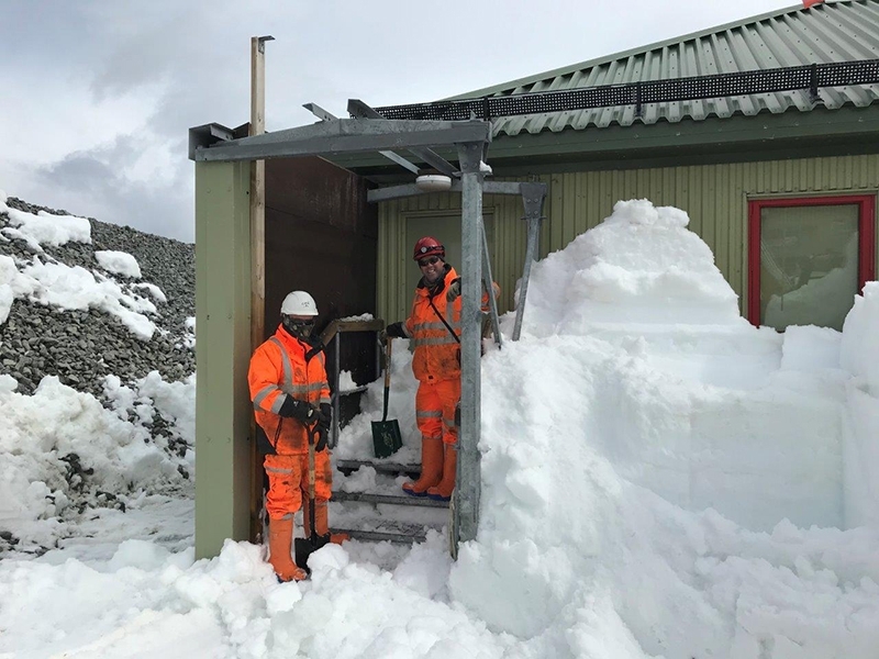 Clearing snow