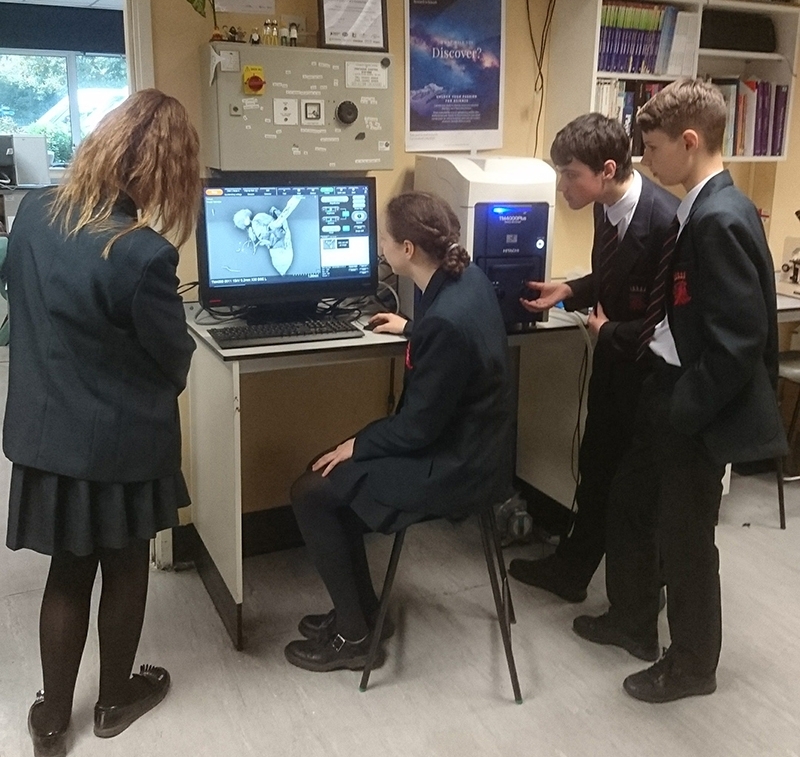 Students make use of a scanning electron microscope
