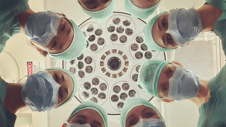 national-cancer-institute-701-FJcjLAQ-unsplash.jpg