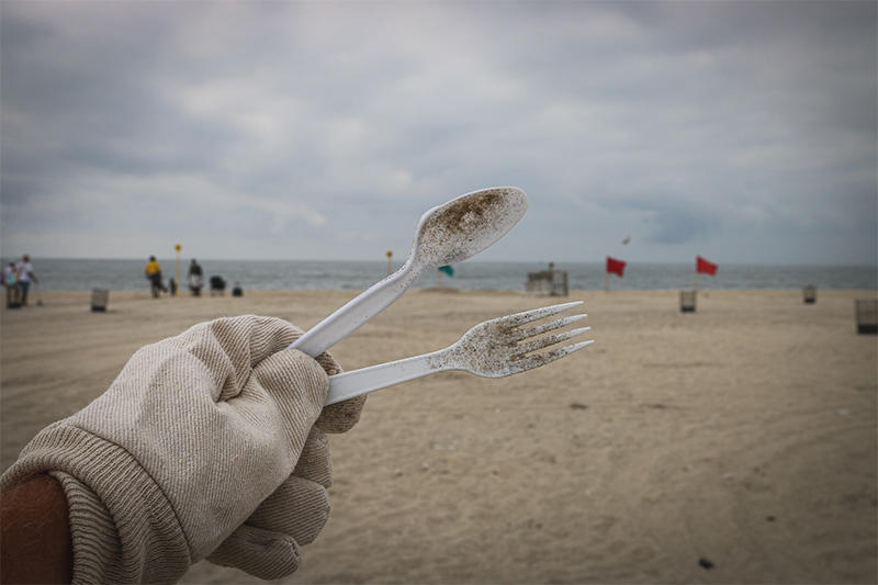 Plastic cutlery that has been littered